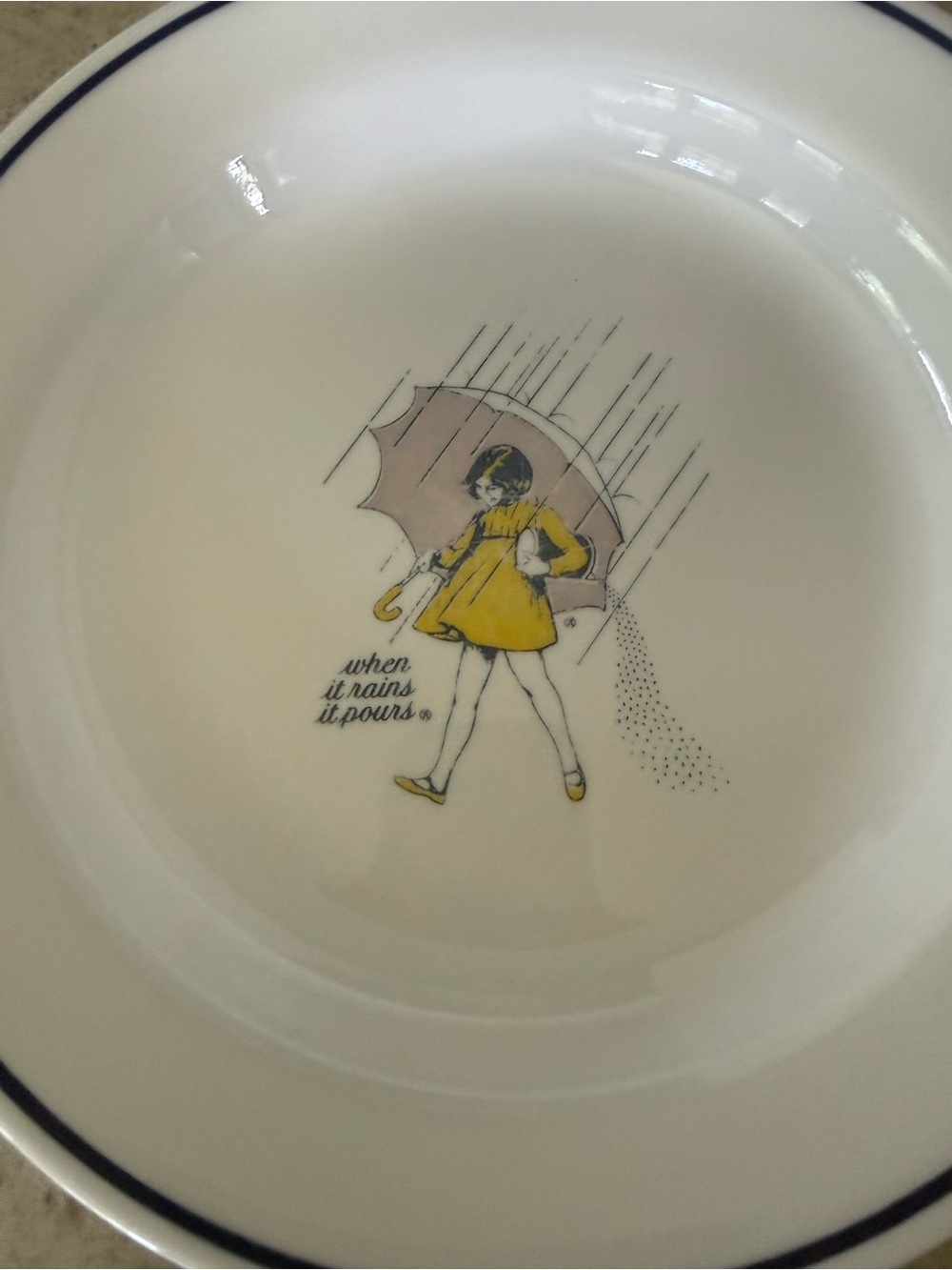 Vintage Morton Salt Umbrella Girl Bowl Plates Set of 4 - Picture 4 of 6